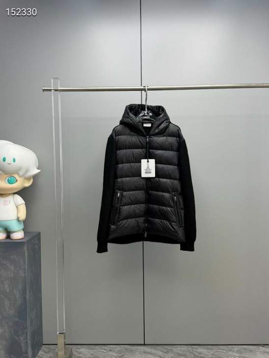 Picture of Moncler Down Jackets _SKUMonclerM-3XL26yr51337472